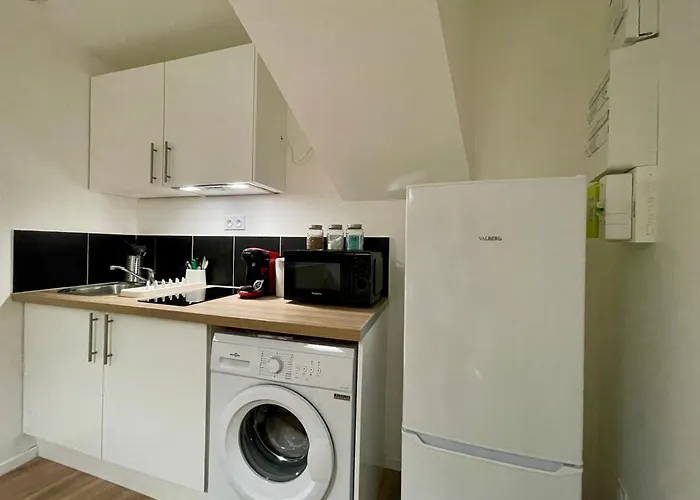 T1 Cosy - Madeleine - Netflix 베르주라크