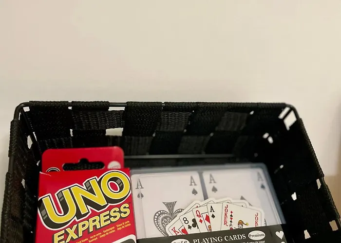 T1 Cosy - Madeleine - Netflix *